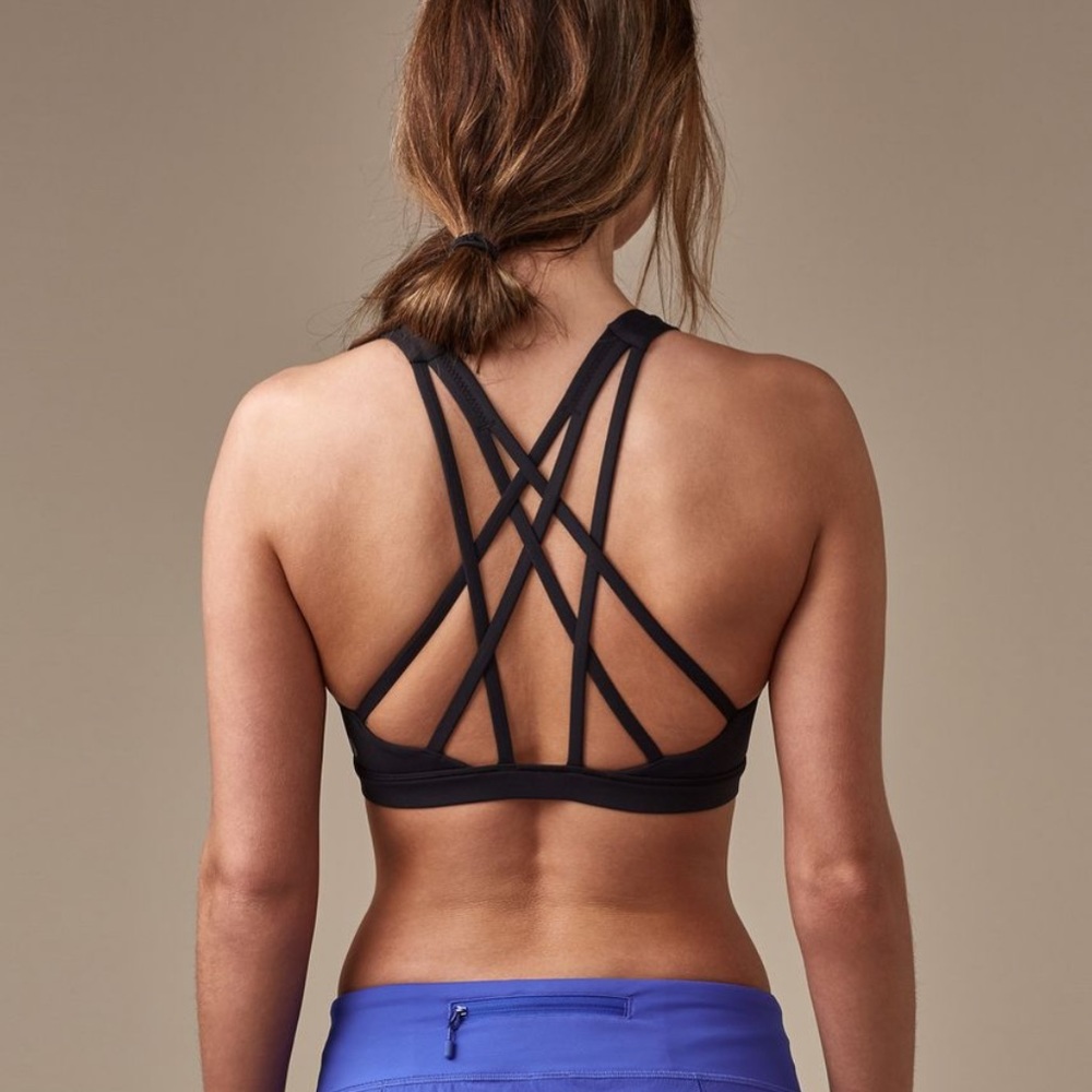 lululemon Free to be Serene bra